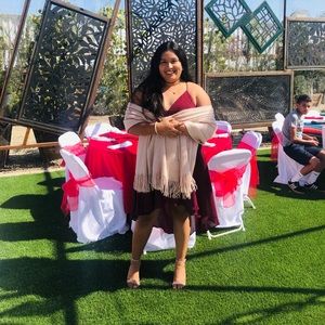 Meet your Posher, Cynthia